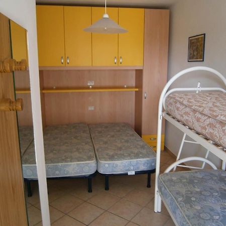 Condominio Columbus Бібіоне Екстер'єр фото
